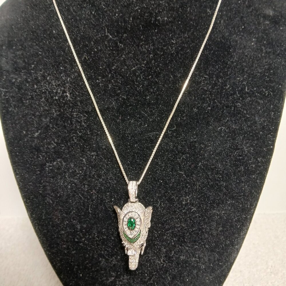 Necklace - Beautiful Bejeweled Elephant Head!